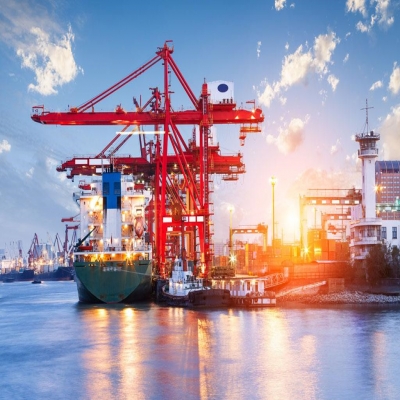 如何防止在碼頭的起重機(jī)生銹？